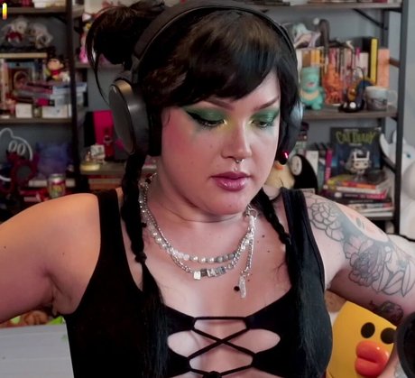 TayderTot xxx model image