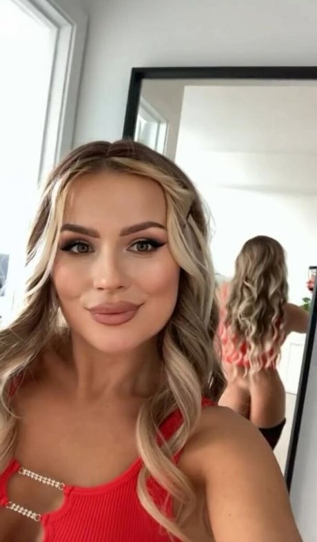 Fcknpeach perfect actress image