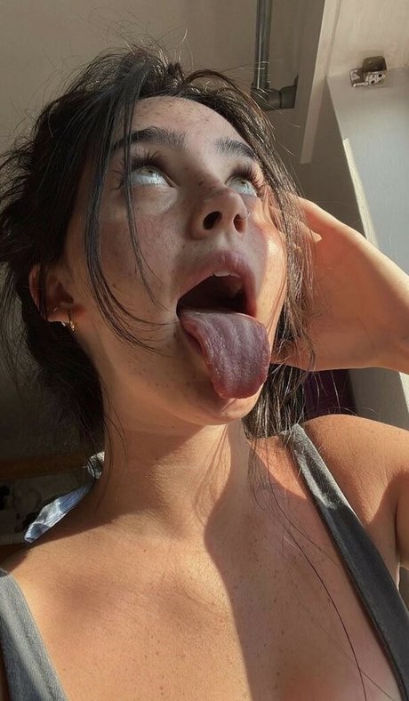 Rae Cambra pornstar nude picture