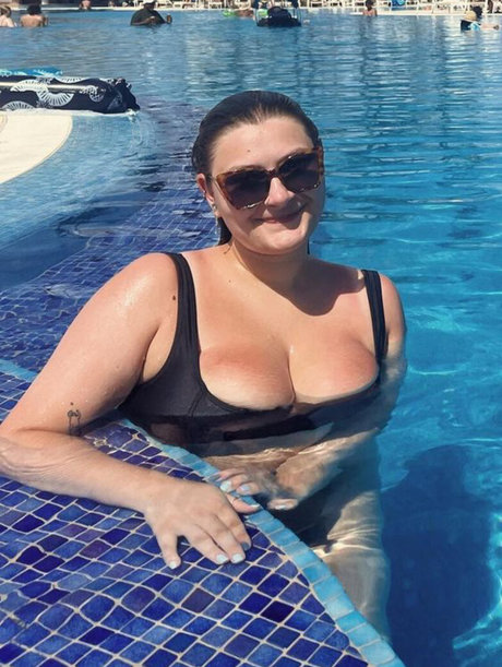 Audrey M hot pornstar archive