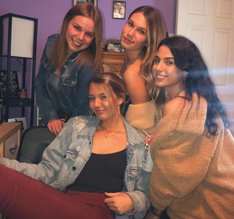 Sierra Bate hot star photos