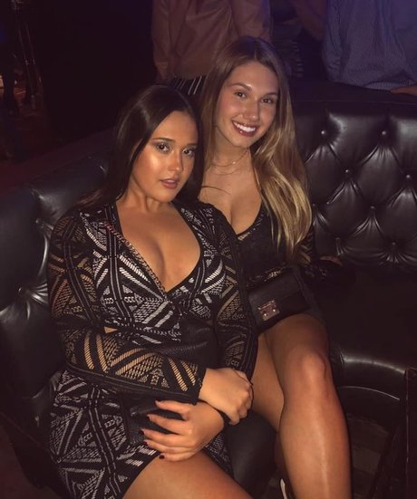 Sierra Bate naked model galleries