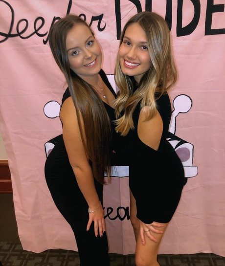 Sierra Bate sexy star photo