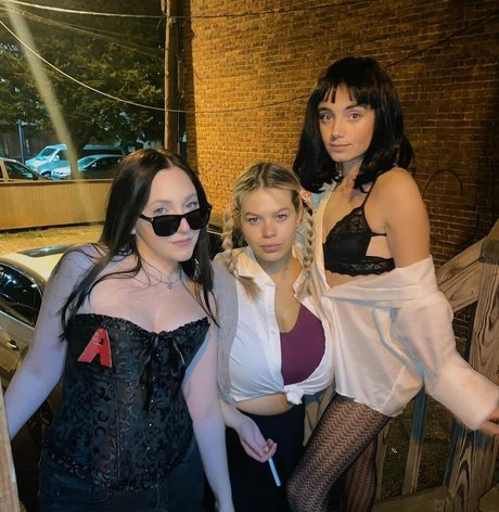 Rachel P naked actress pictures