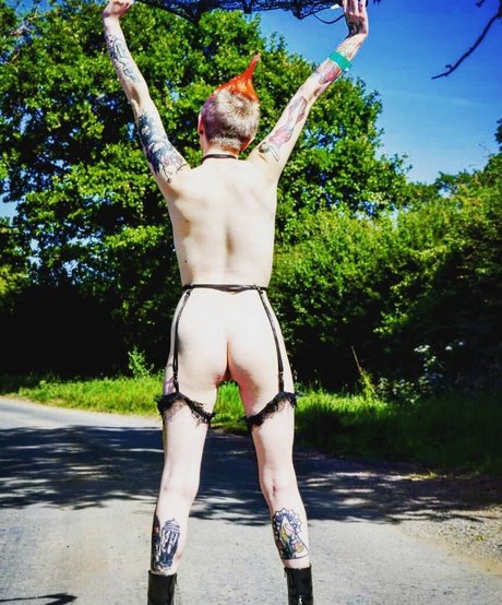 dinkytoy top actress img