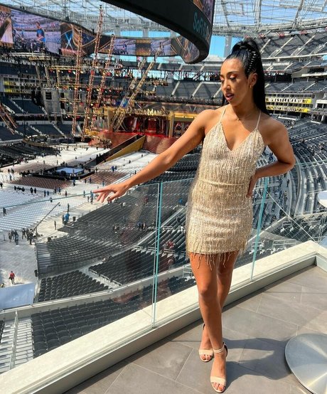 Indi Hartwell model hot images