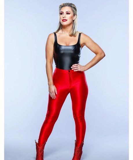 Sarah Schreiber perfect star images