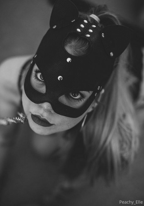 ellehart free model pornographic pic