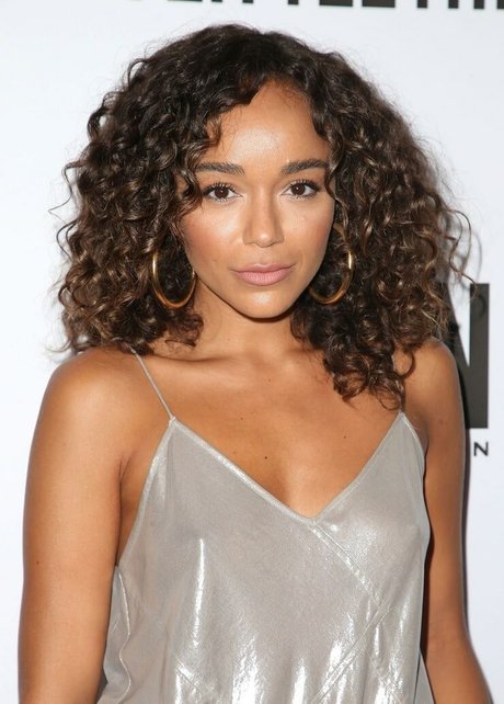 Ashley Madekwe adult model photo