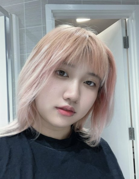 leynnercutie top actress photo