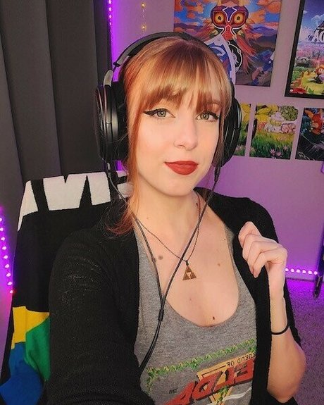 MaryMajora pornstar beautiful gallery