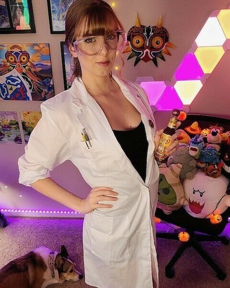 MaryMajora star hot image