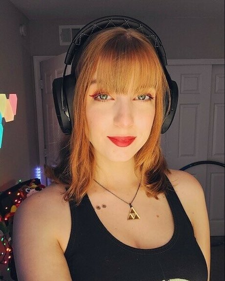 MaryMajora porn model img