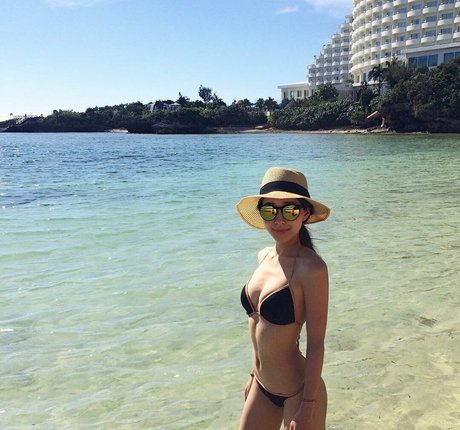 Lizwenya nudes model pictures