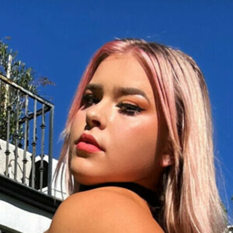 Kiana Daigneault sex pornstar galleries