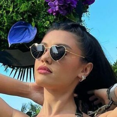 Ece Ozbdk pornographic model photos