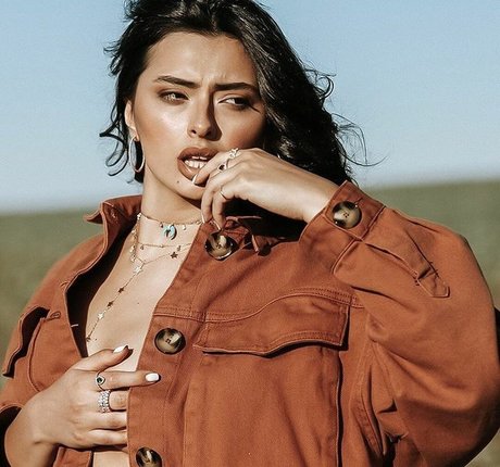 Ofir Korsia exclusive star photo