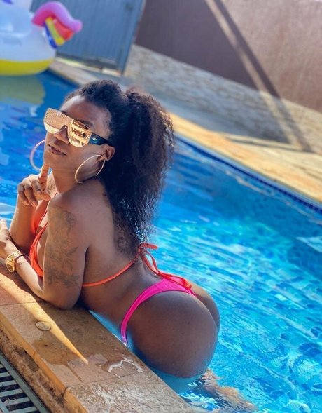 sarinhadiass model pretty image