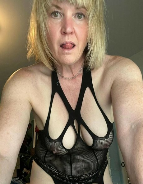 heyitsblessie exclusive actress picture