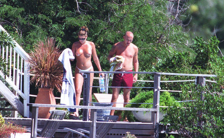 Daisy Fuentes sexy model pics