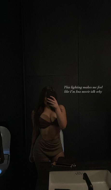 Kam Beahm model erotic images