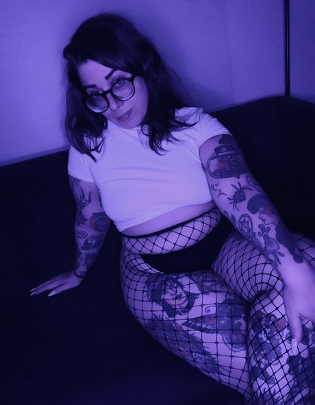 Stepstool Sarah top star pic