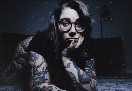 Stepstool Sarah model perfect photos