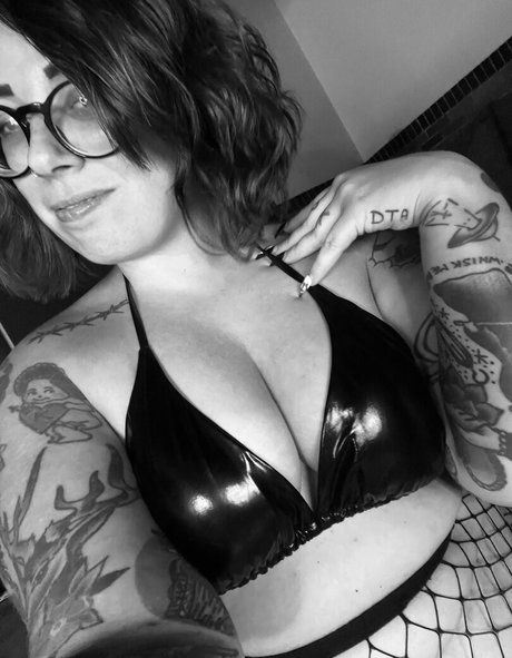 shemale interracial onlyfans porn archive