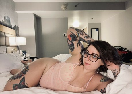 Stepstool Sarah star exclusive image