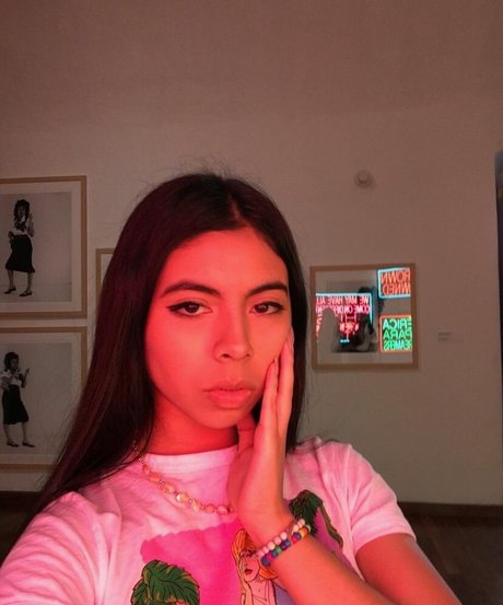 Fatima Guevara naked star img