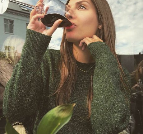 Amanda Materasso model hd archive