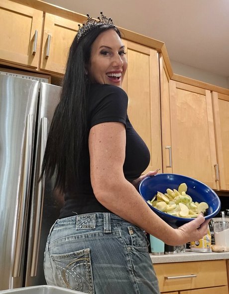 Fallon Jane star perfect archive