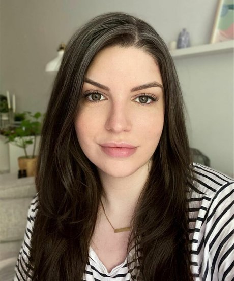 katestark model perfect img