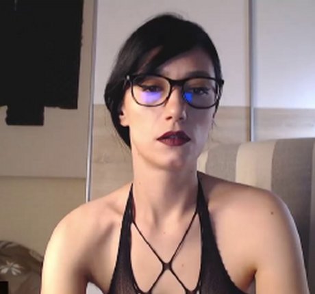 Alycetn xxx model gallery