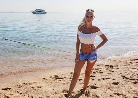 _miss manja_ pornstar high quality pictures