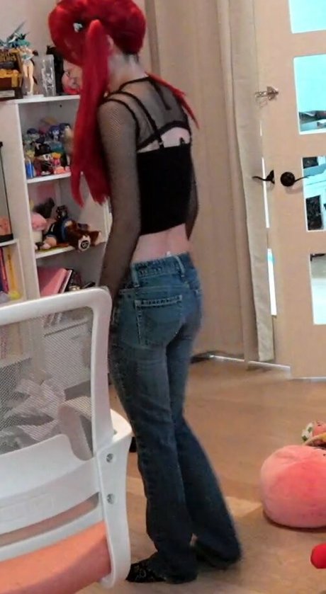 Emiru star nudes pic