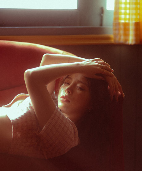 Nardear Montgod model nude pic