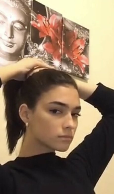 Olivia Jimenez hot model galleries