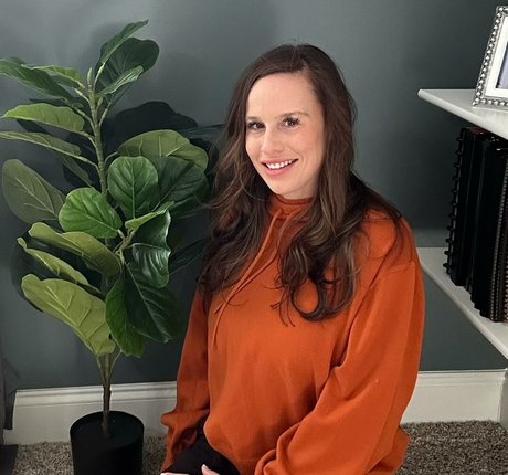 Samantha Strazanac nice actress image