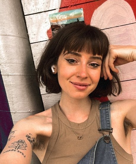 nippy hippie erotic star galleries