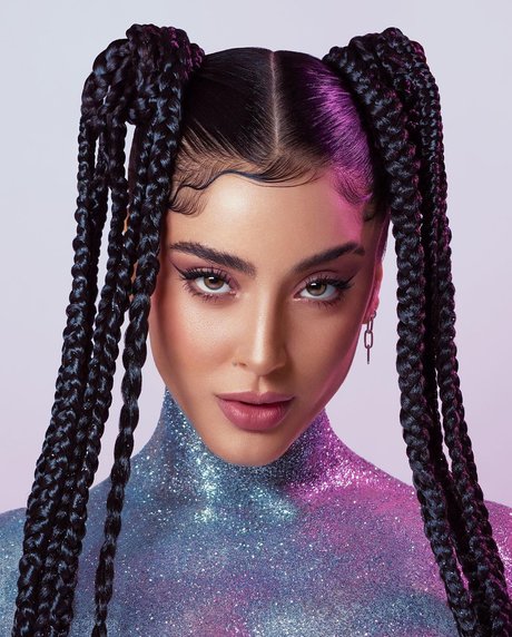 La Chilena hot actress image