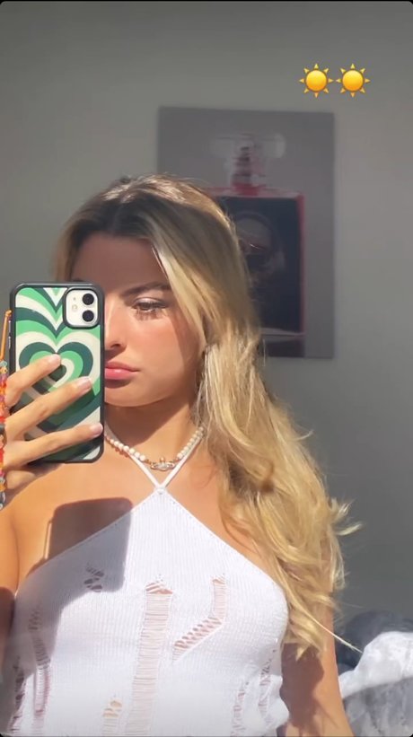 Grace Bidd_ beautiful star pictures