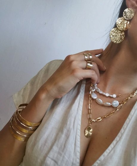 Ewenae art star galleries