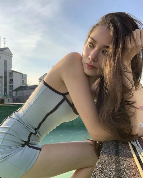 Melodi Flack_ erotic pornstar pics