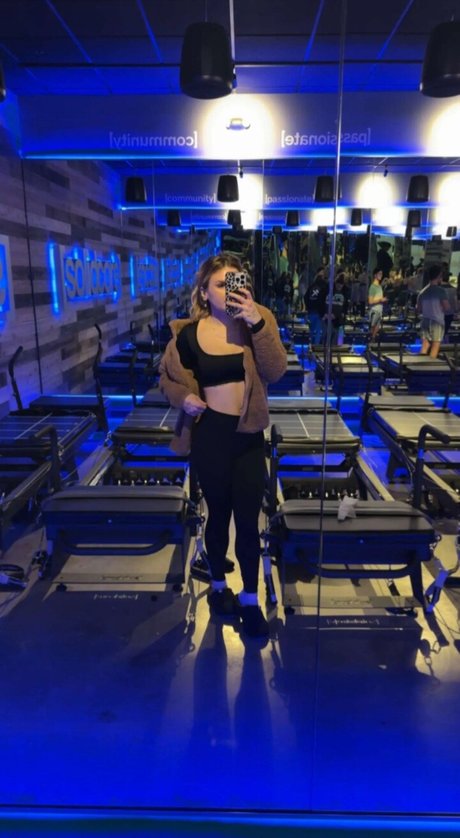 Bailey Rose nudes model gallery