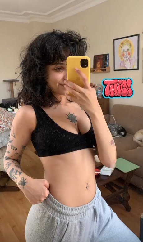 Ciciguener nudes model pictures