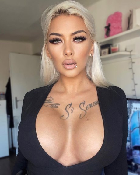 Deminecka_ star pornographic gallery