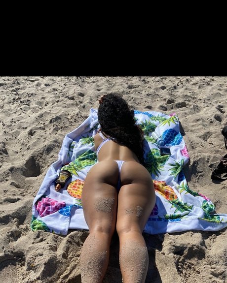 Exotic Beauty pretty actress img