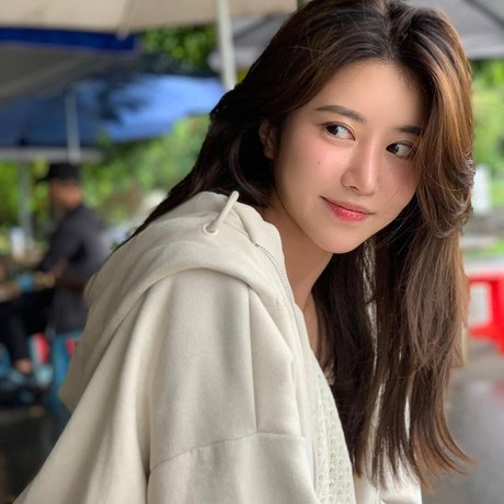 Lee Hayun_ model naked pic