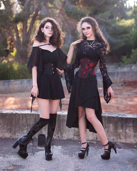 Nico Aroy erotic model image